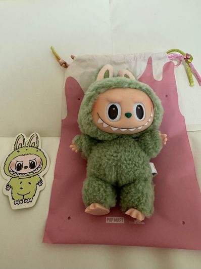 POP MART THE MONSTERS (LABUBU) Exciting Macaron Plush Series GREEN GRAPE