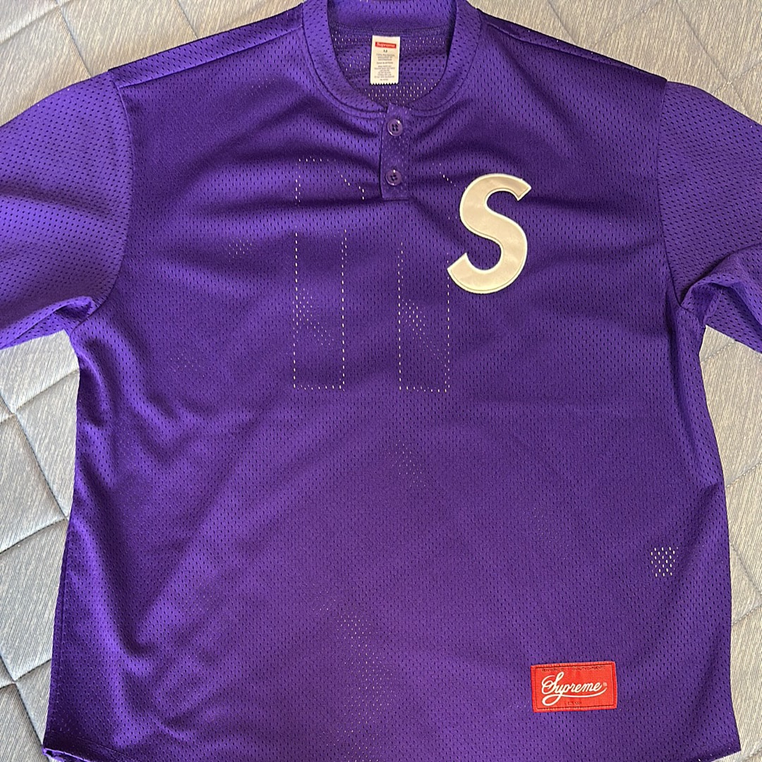 Supreme Shop S Logo Baseball Henley "Purple - Los Angeles"