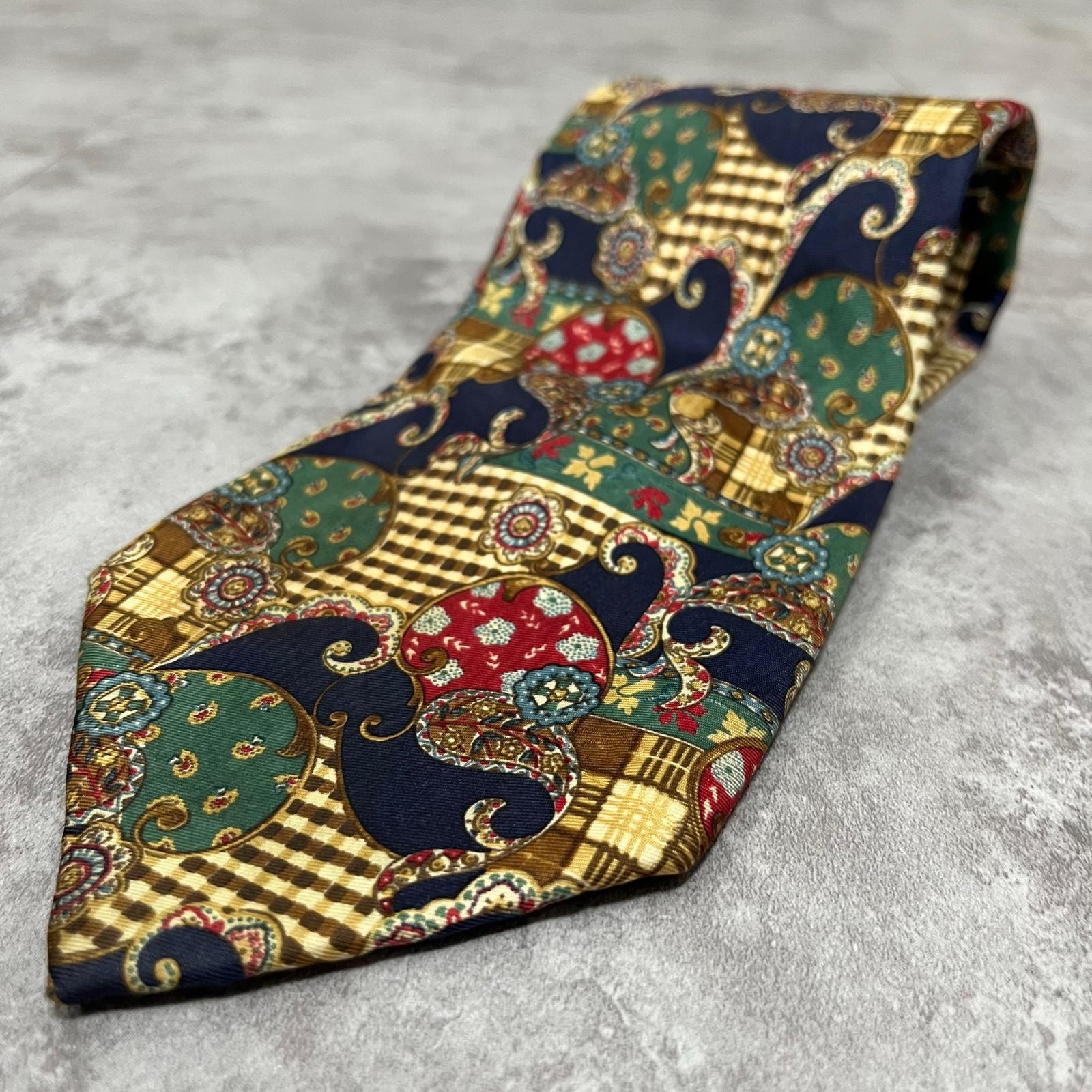 【FENDI】フェンディ ネクタイ ペイズリー メダリオン 花柄 チェック 幾何学 マルチカラー ネイビー グリーン レッド ゴールド メンズ 総柄