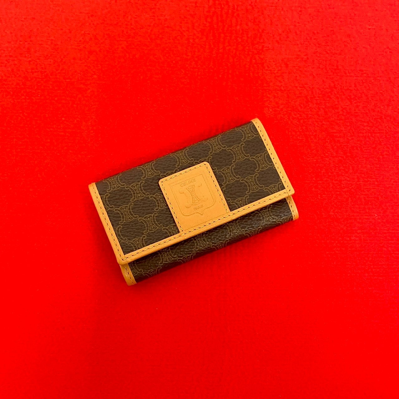 CELINE セリーヌ マカダム ブラゾン トリオンフ 柄 レザー PVC キーケース ブラウン
 84228