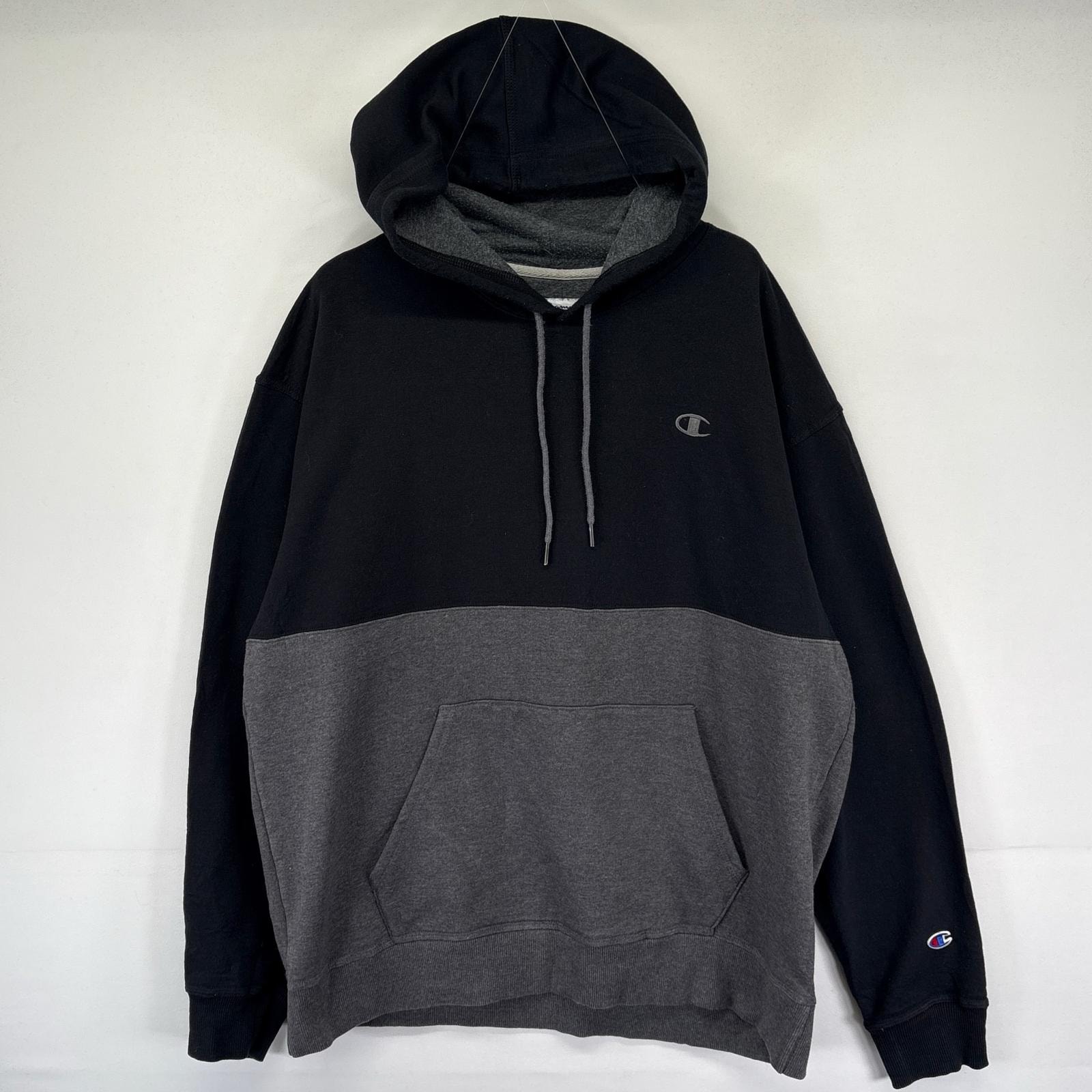 古着 チャンピオン Champion パーカー プルオーバー ワンポイント刺繍ロゴ スウェット XL  ブラック系 ツートン メンズ
