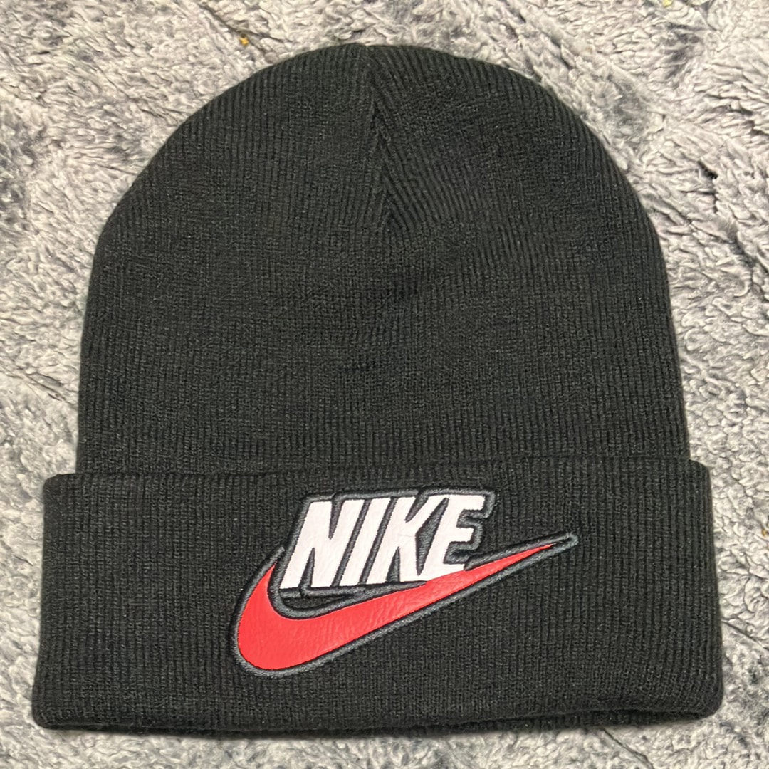 Supreme / NIKE® Beanie "Black"