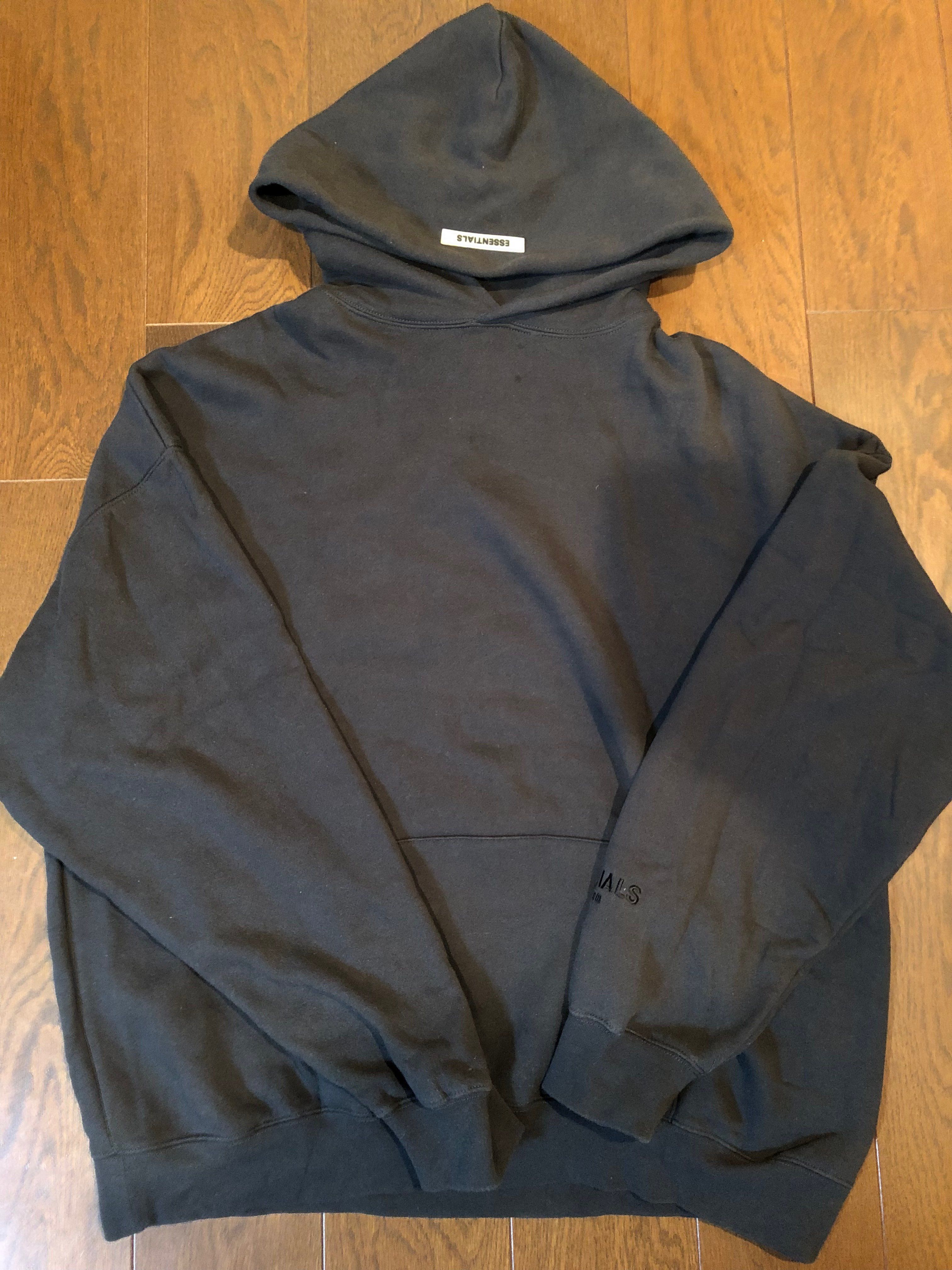 essentials エッセンシャルズ