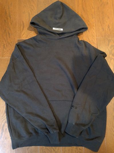 essentials エッセンシャルズ