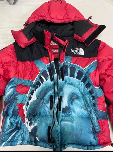 Supreme x The North Face Statue of Liberty Baltoro Jacket "Red"
