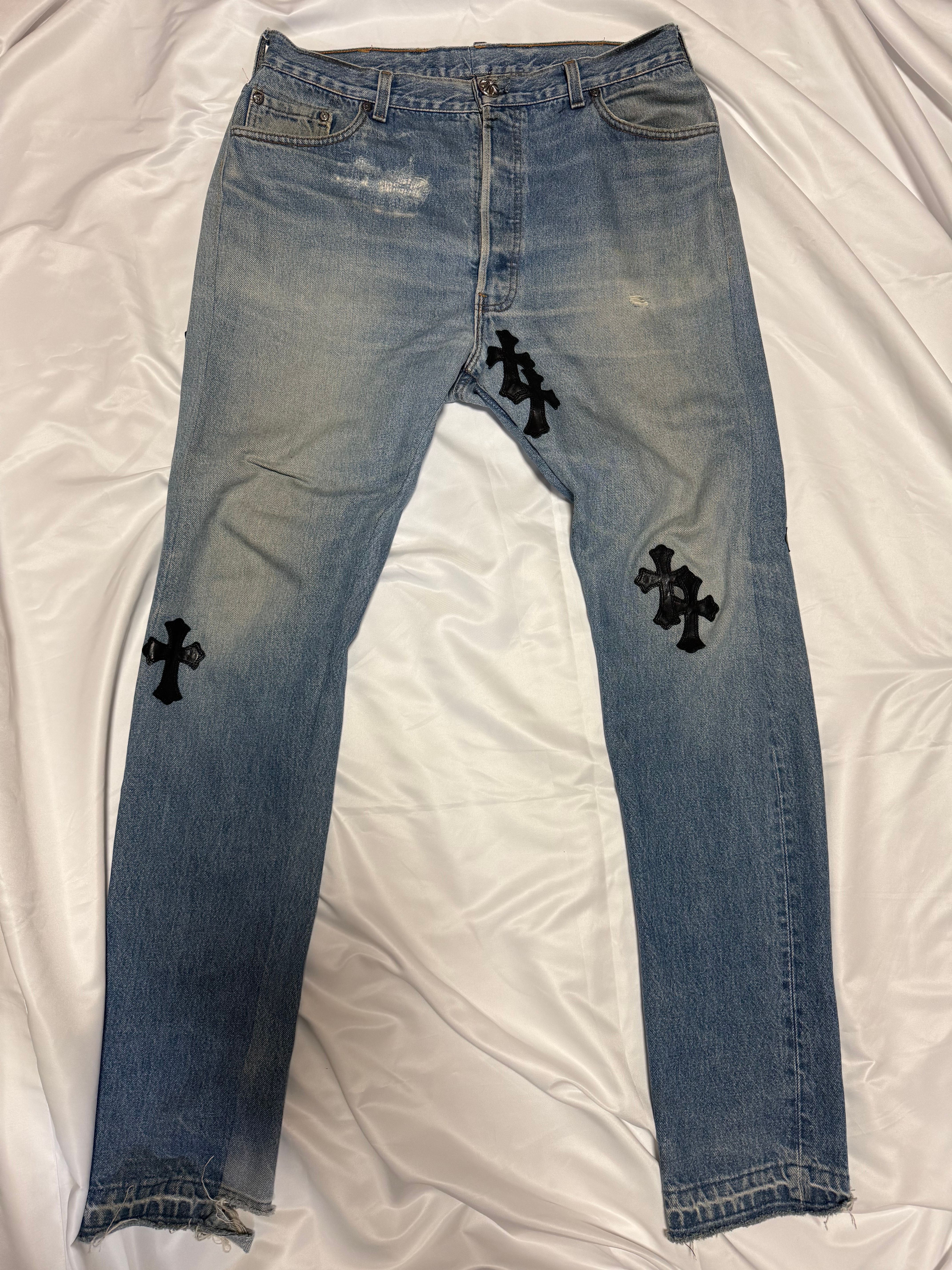 クロムハーツ x ギャラリーデプト 再構築 クロスパッチ付き デニムパンツ "ライトブルー"