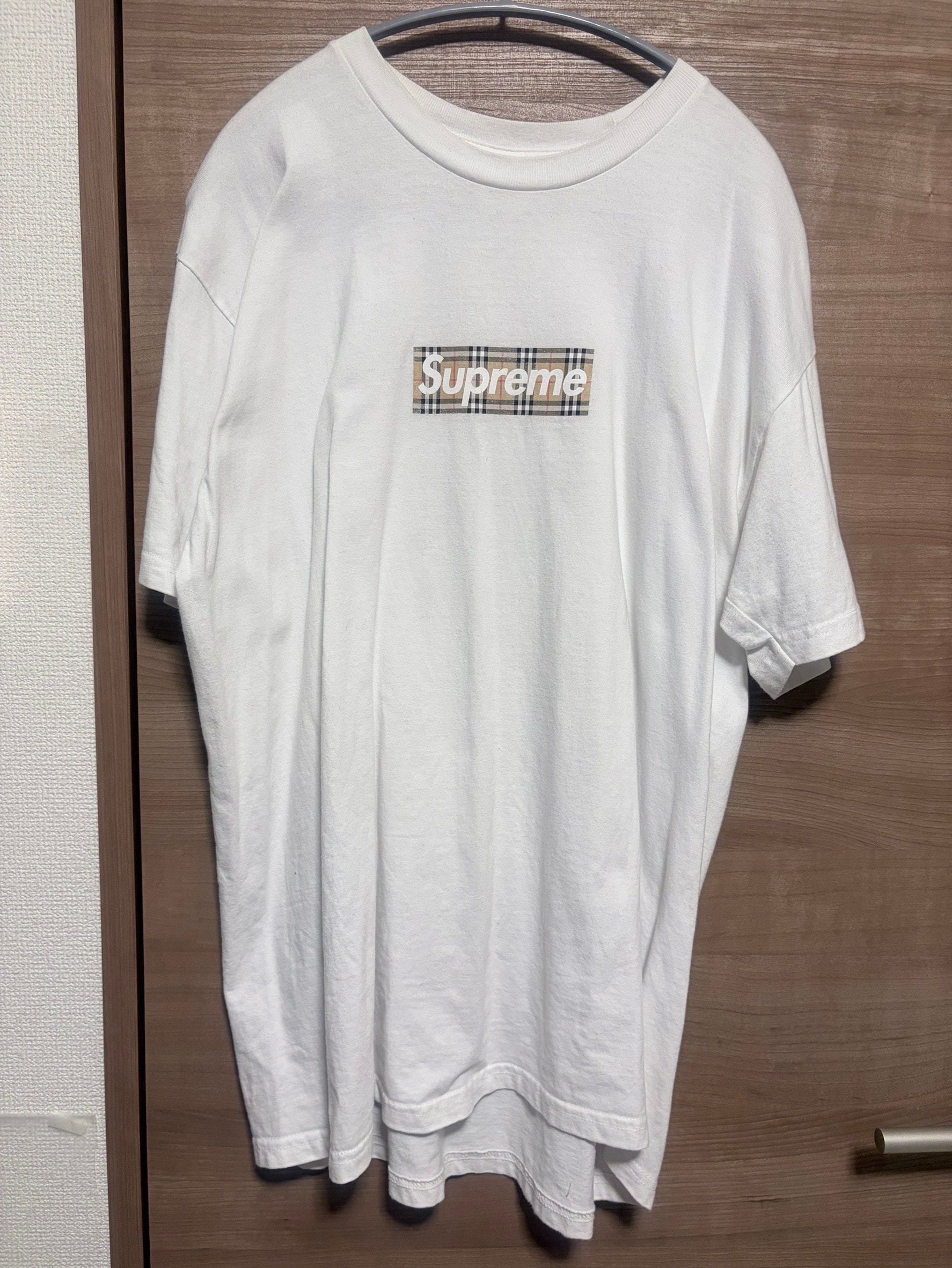 シュプリーム バーバリー ボックス ロゴ Tシャツ 