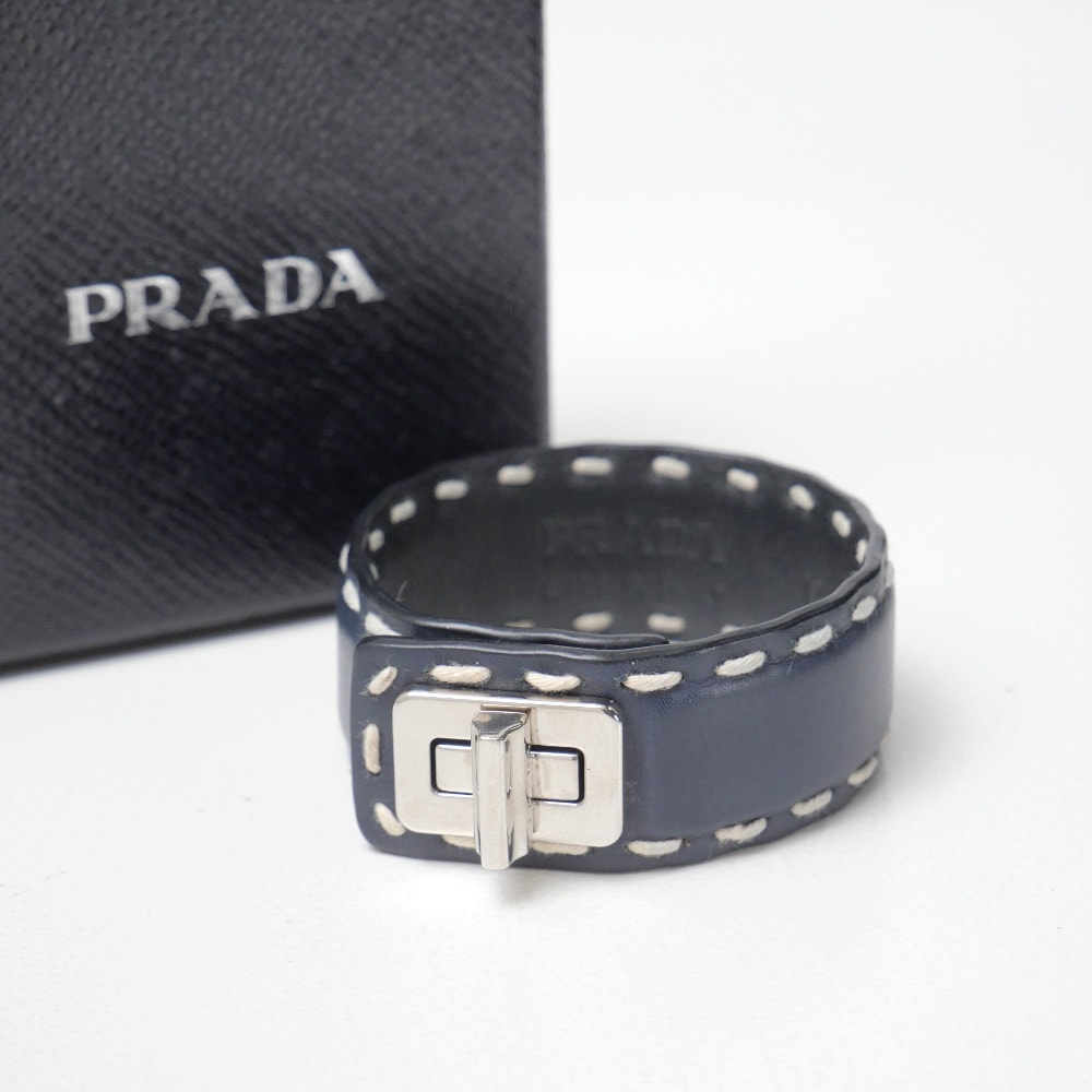 PRADA プラダ ブレスレット サイズM ターンロック ステッチ ブランド古着【中古】20261016/RB1040