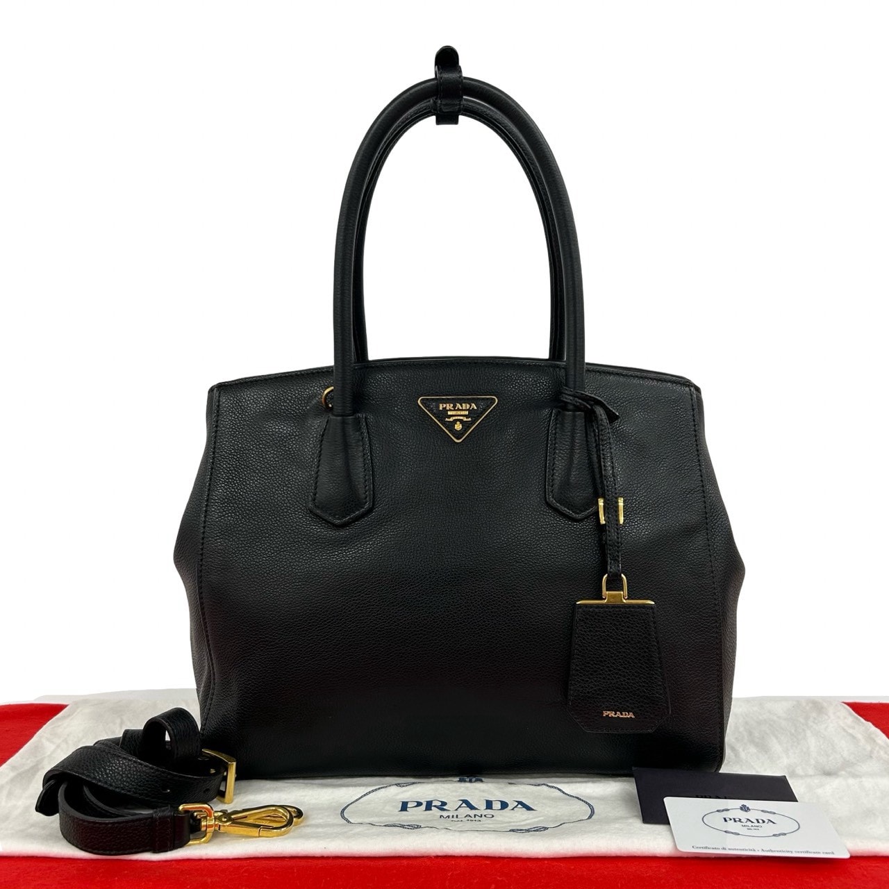 PRADA プラダ 三角ロゴ 金具 レザー ショルダーバッグ ブラック
86845