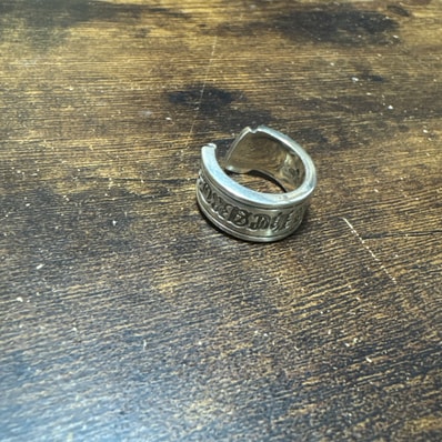 Chrome Hearts CH Scroll Label Ring / Large "Silver"