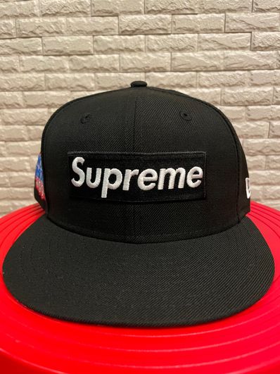 Supreme World Famous Box Logo New Era® "Black"
