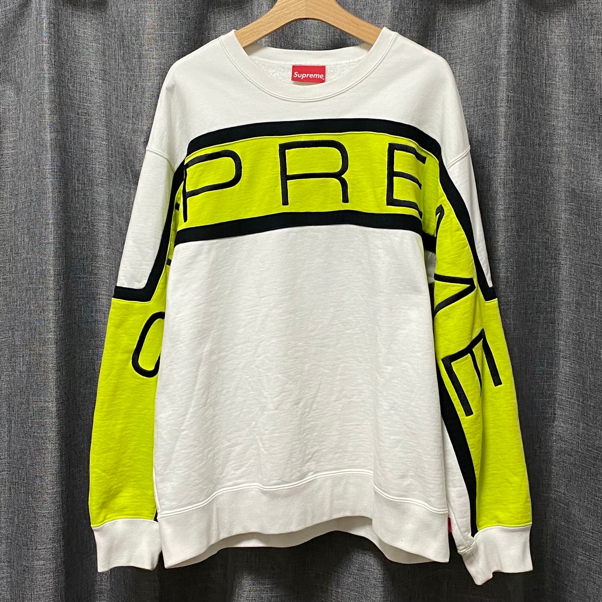 シュプリーム パナルド クルーネック "ホワイト"