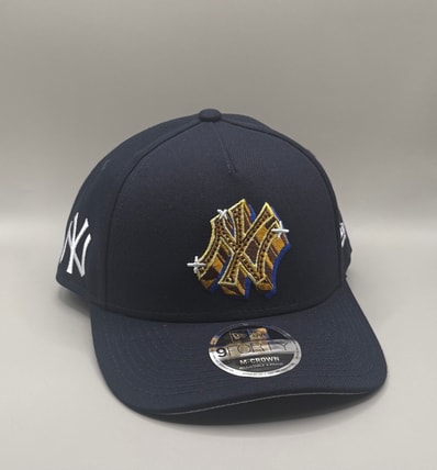 【限定発売】New Era 9FORTY ニューヨーク・ヤンキース Emblem ネイビー