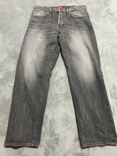 Supreme Distressed Loose Fit Selvedge Jean "Washed Grey" (25SS)