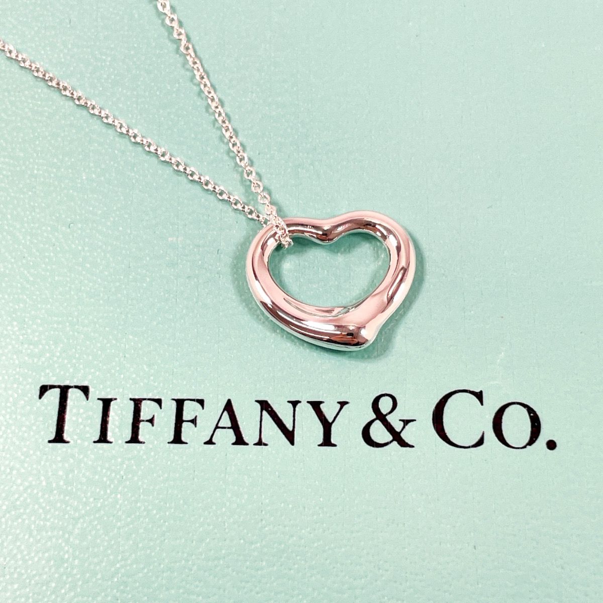Tiffany & Co Open Heart Necklace "Silver"
