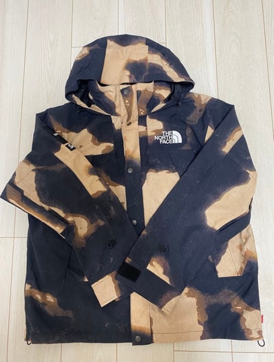 Supreme x The North Face Bleached Denim Print Mountain Jacket "Black"