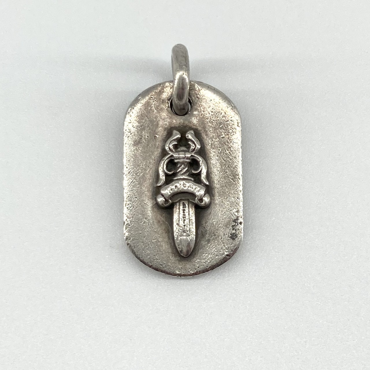 CHROME HEARTS(クロムハーツ) RAISED DAGGER DOGTAG レイズドダガー ドッグタグ SV925 ペンダントトップ 15.94g シルバー