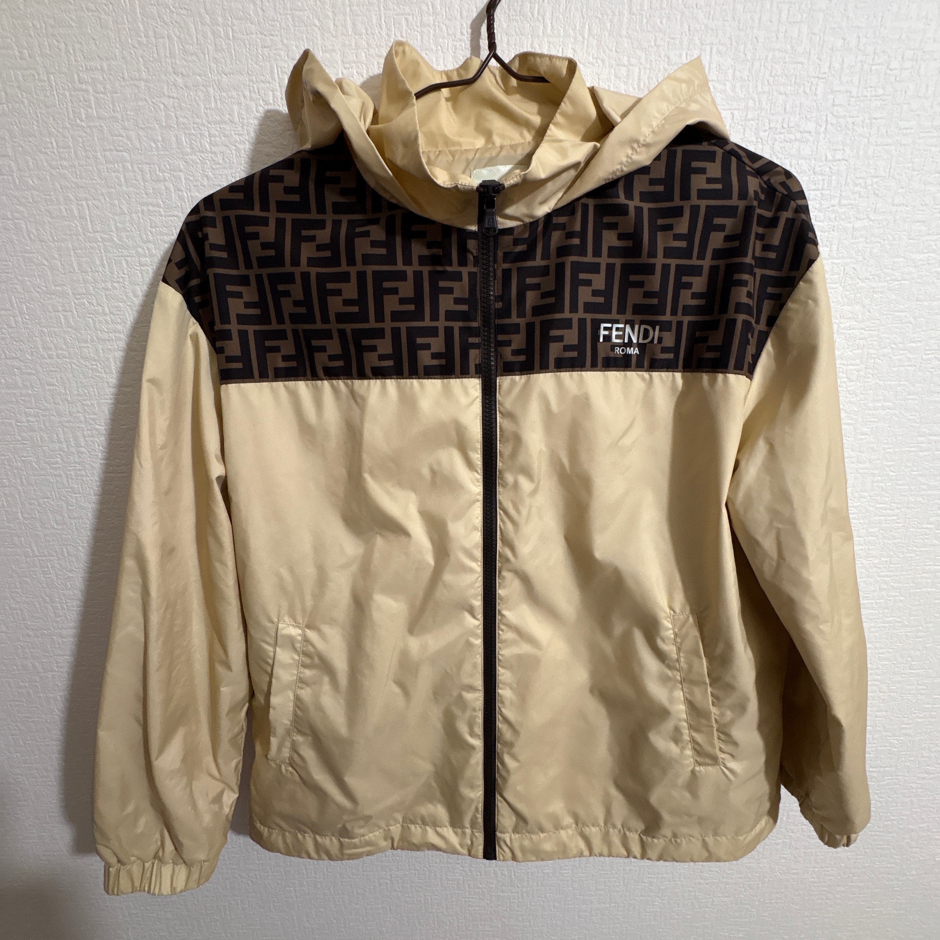 FENDI jacket フェンディ　ナイロン ジャケット　ズッカ