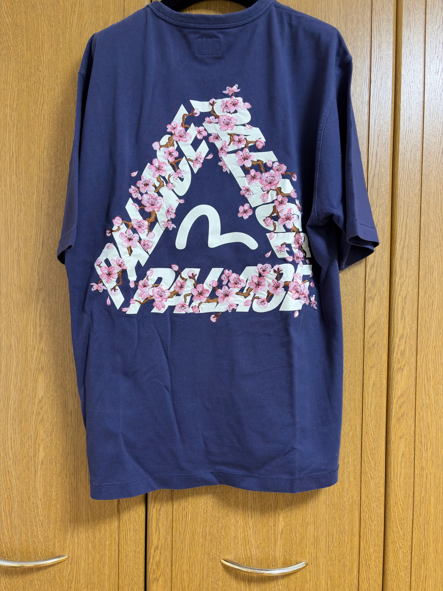 PALACE x EVISU Heavy Wash T Shirt "Navy"