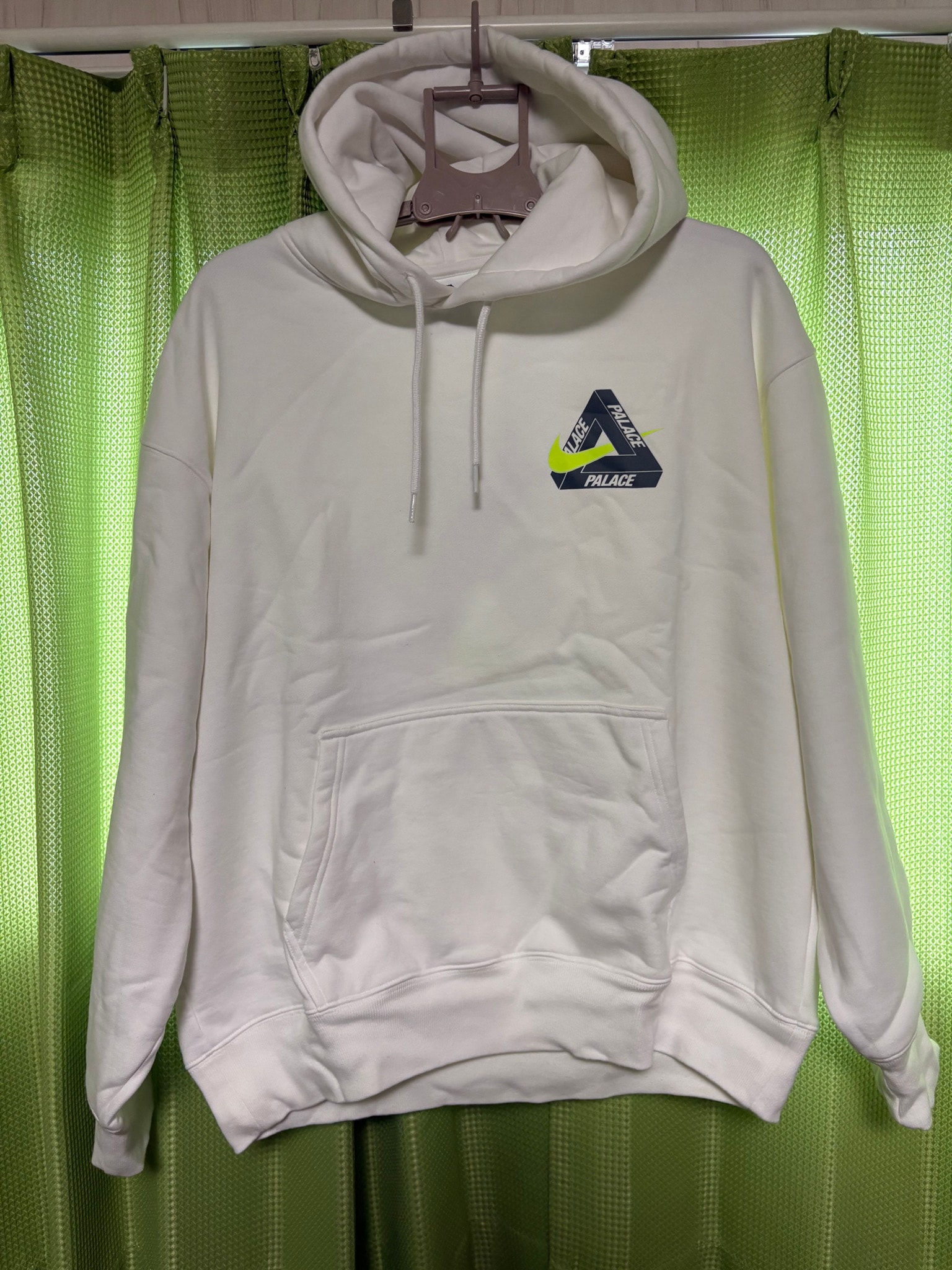 PALACE x Nike Tri Swoosh Hood "White"