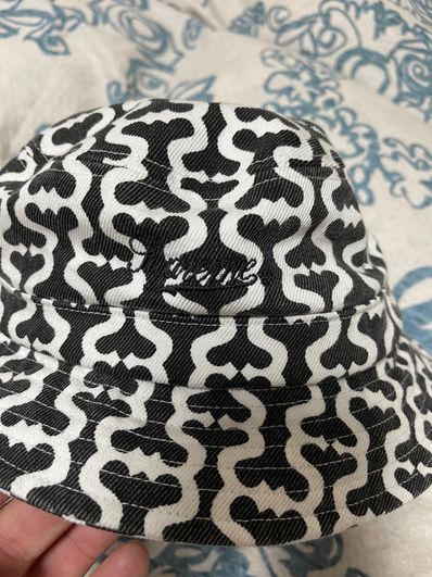 Supreme Twill Crusher "Black Monogram"