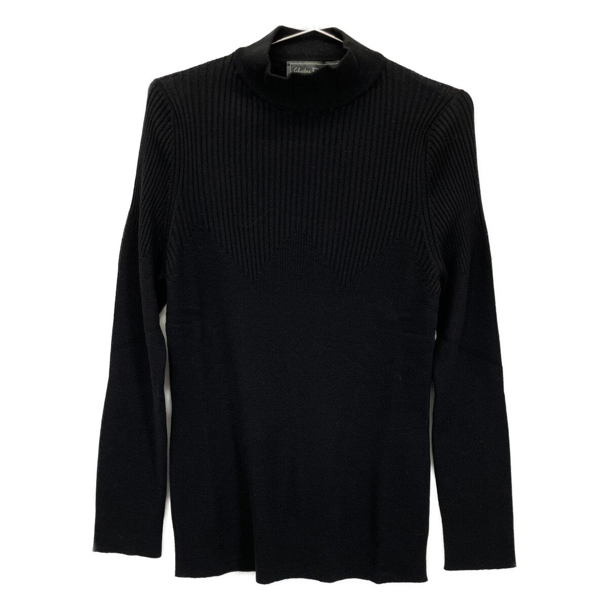 サルヴァトーレフェラガモ ﾌﾞﾗｯｸ ｳｰﾙ ﾓｯｸﾈｯｸﾆｯﾄ Ⅿ