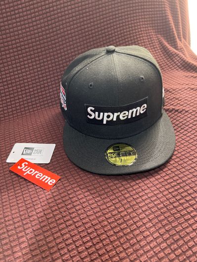 Supreme No Comp Box Logo New Era "Black"