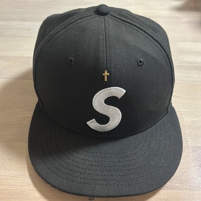 Supreme Gold Cross S Logo New Era "Black"