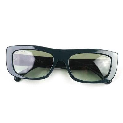 極美 シャネル レクタングル シェイプ サングラス グリーン 56□16 140