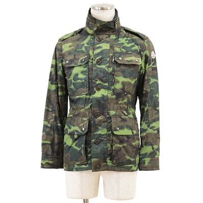 【美品】MONCLER モンクレール ミリタリージャケット CRISTIAN GIUBOTTO カモフラージュ M-65 転写プリント 撥水性 レインウェア ナイロン100% フード内蔵 ブルゾン アウター メンズ サイズ 0 グリーン 緑 総柄 アルメニア製