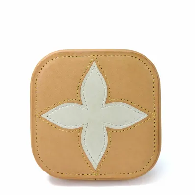 【中古】 ルイ・ヴィトン アクセサリーポーチ レザー ベージュ ブラック ジュエリーボックス レディース 女性 LOUIS VUITTON