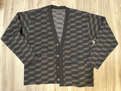 バレンシアガ ロゴ ニットカーディガン