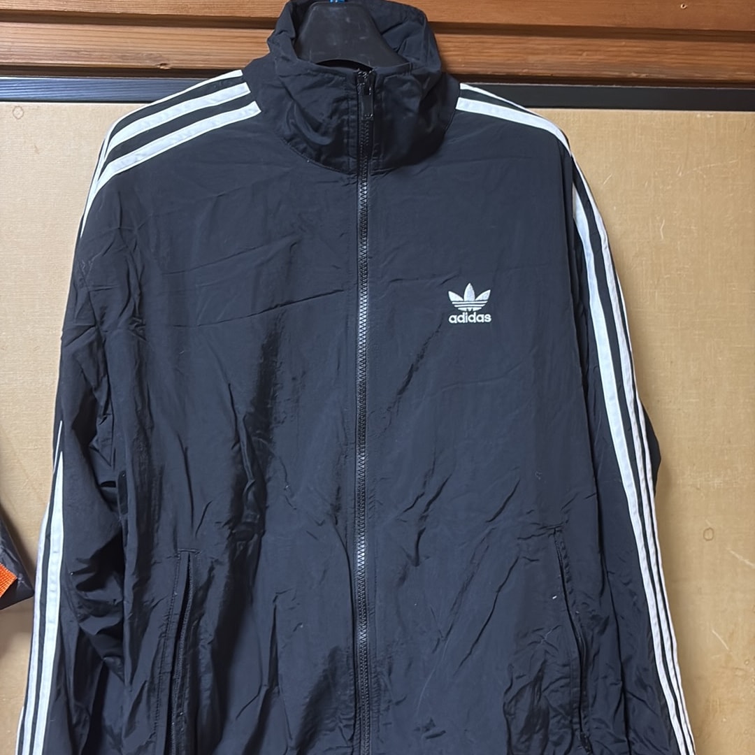 adidasジャケット