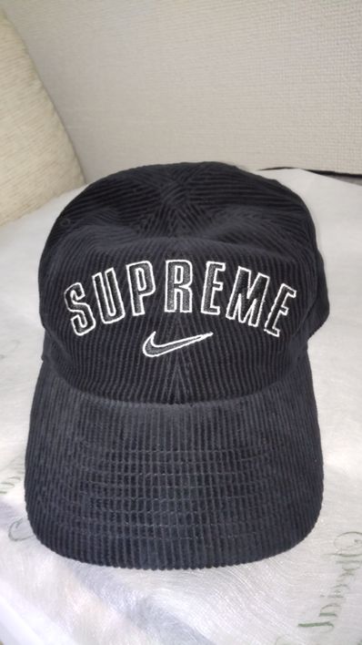 Supreme / Nike Arc Corduroy 6-Panel "Black"