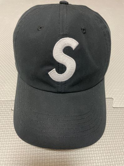Supreme Ventile® S Logo 6-Panel "Black"