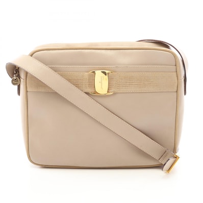 サルヴァトーレフェラガモ Salvatore Ferragamo ヴァラ ショルダーバッグ バッグ レザー レディース ベージュ系 A21 4683 【中古】