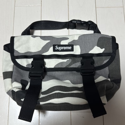 Supreme 25SS Mini Messenger Bag "Snow Camo"