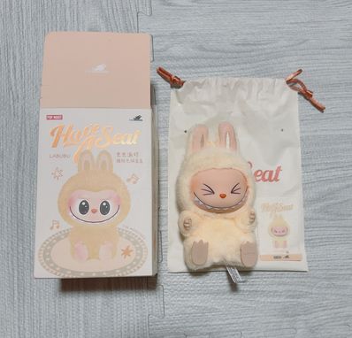 POP MART THE MONSTERS (LABUBU) Have a Seat Plush Series SISI