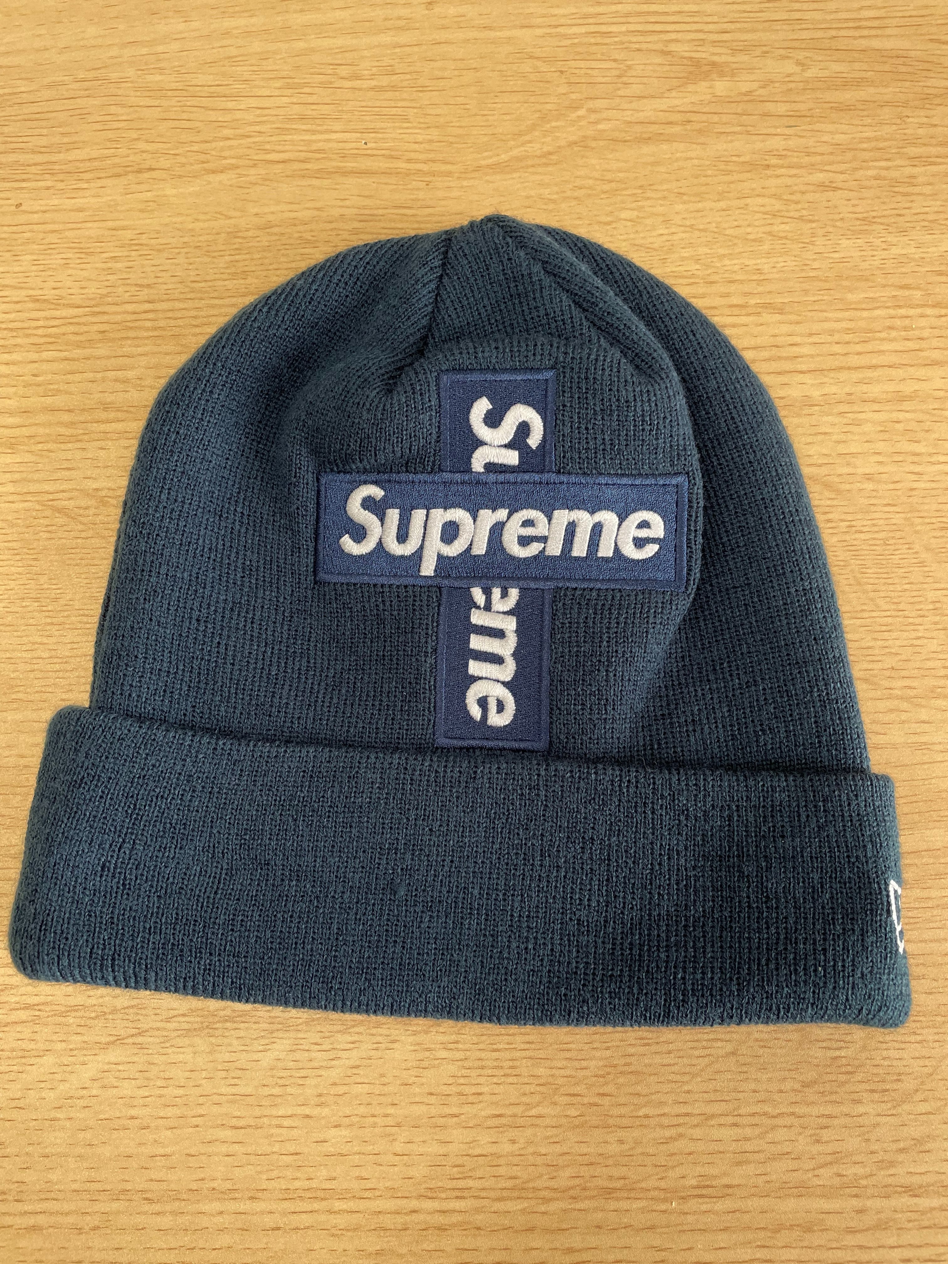 Supreme New Era® Cross Box Logo Beanie "Navy"