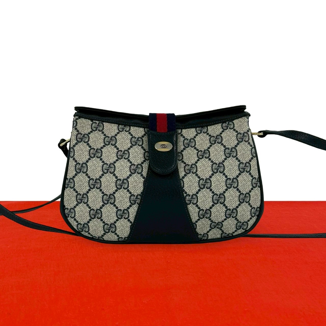B (目立った傷や汚れなし)】GUCCI グッチ GG ロゴ PVC レザー