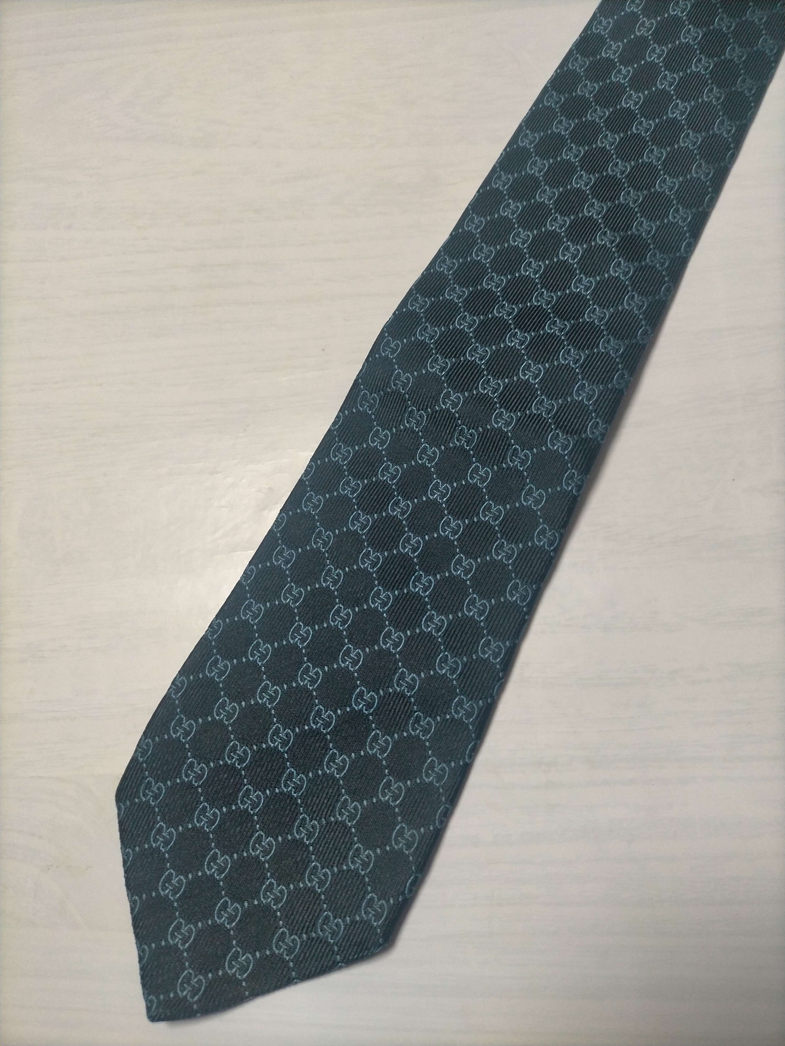 GUCCIネクタイ