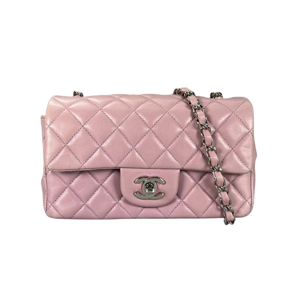 CHANEL シャネル ショルダーバッグ マトラッセ20 シングルフラップ チェーンショルダー 16番台 斜め掛け ココマーク ラムスキン    パープル 紫
 シルバー金具 レディース 美品【中古品】