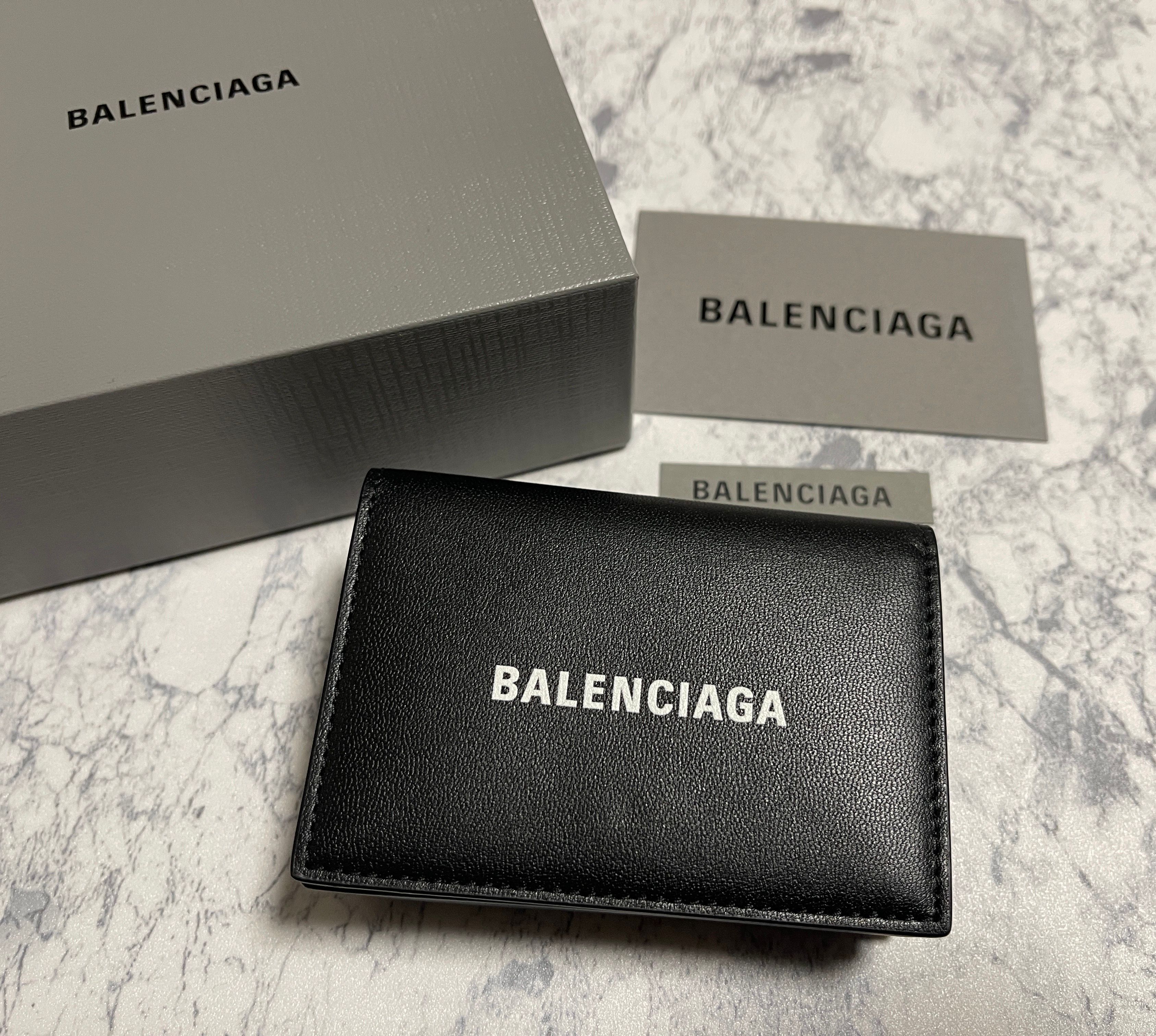 ★新品未使用★ BALENCIAGA CASH 三つ折り財布