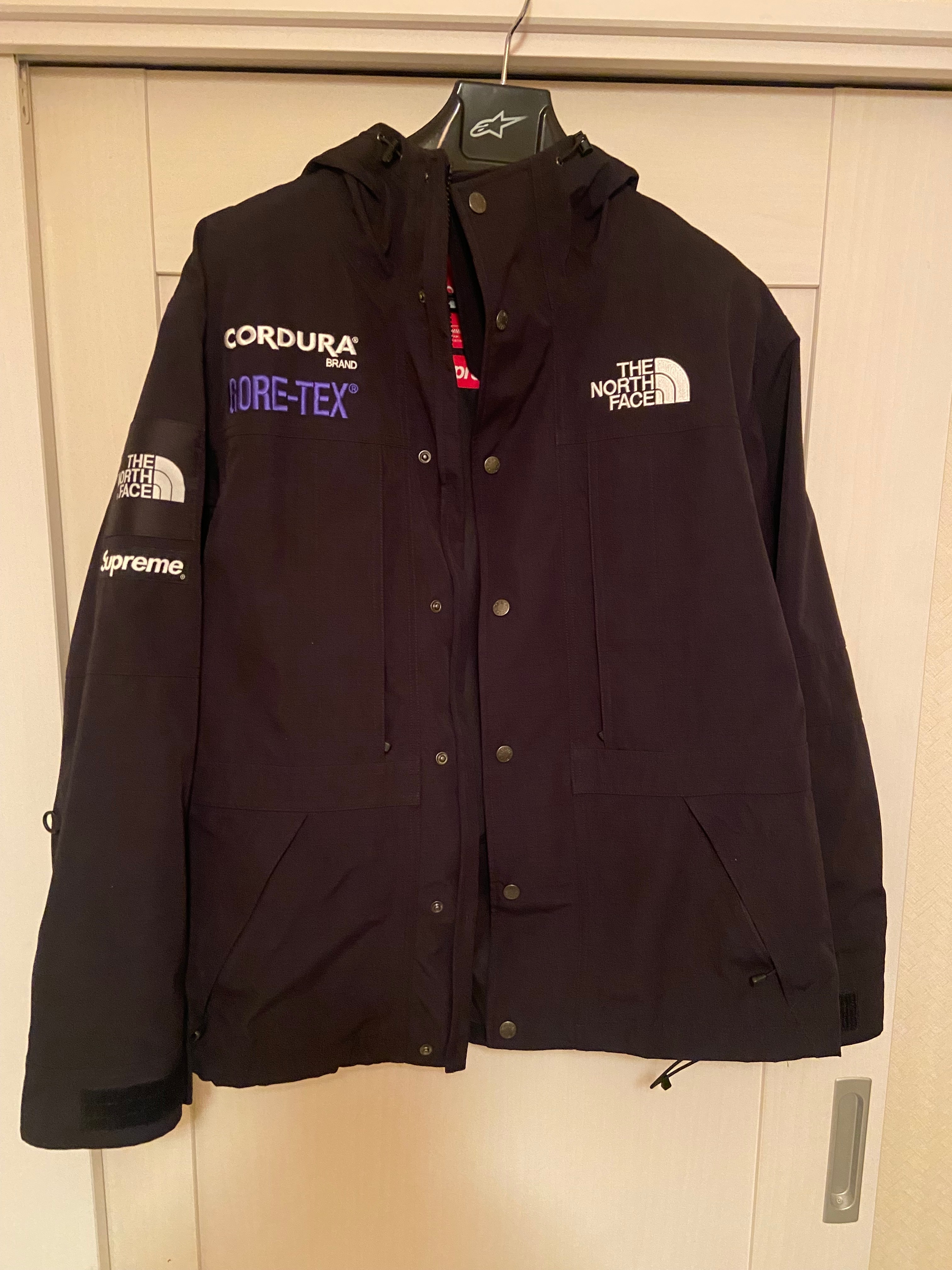 Supreme x The North Face Expedition Jacket "Black"