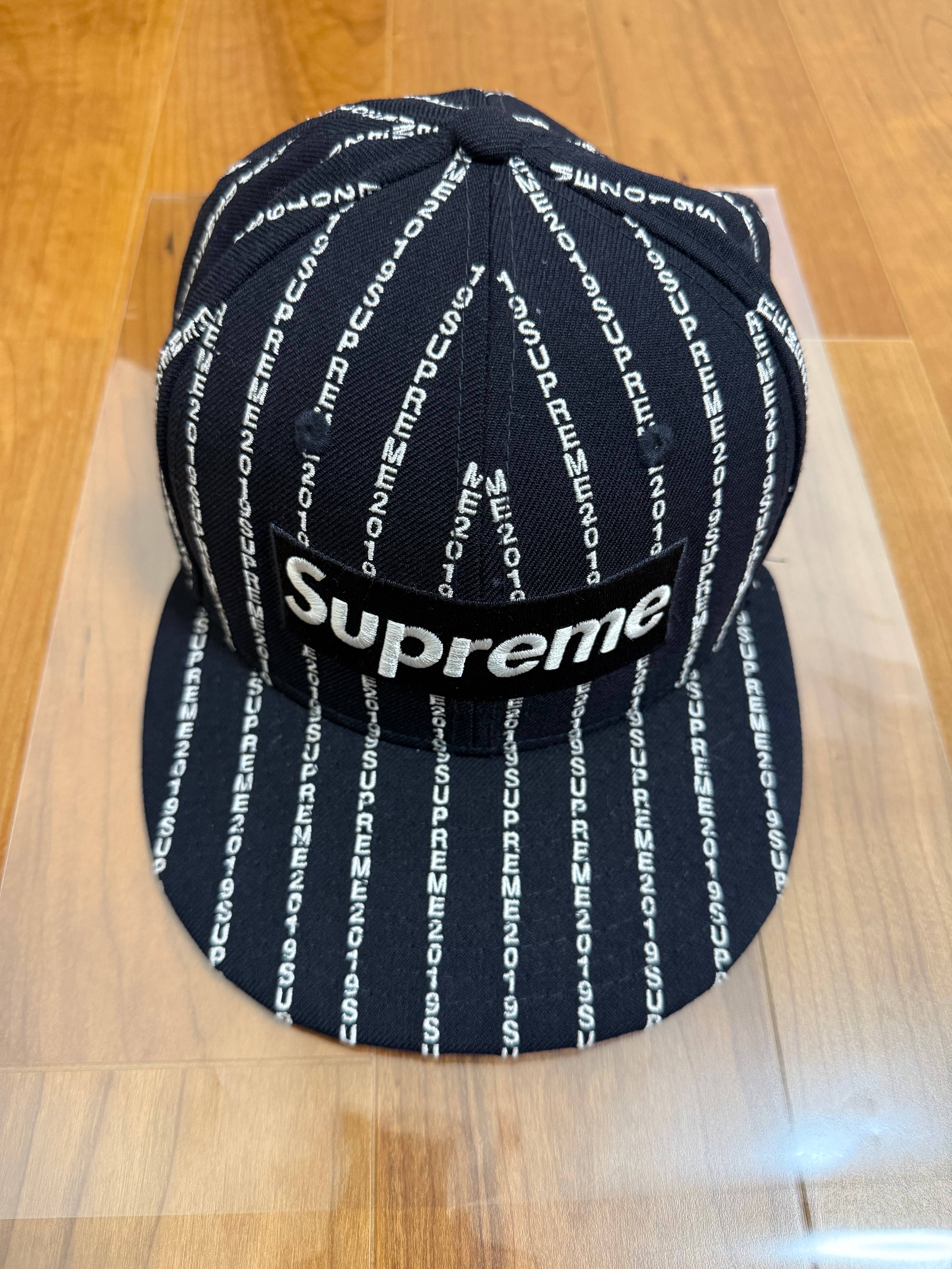 Supreme Text Stripe New Era® "Navy"