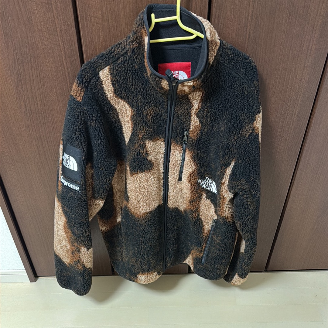 Supreme x The North Face Bleached Denim Print Fleece Jacket "Black"
