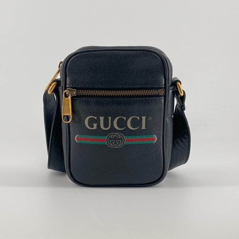 GUCCI(グッチ) ヴィンテージロゴプリント 574803 ショルダーバッグ ブラック