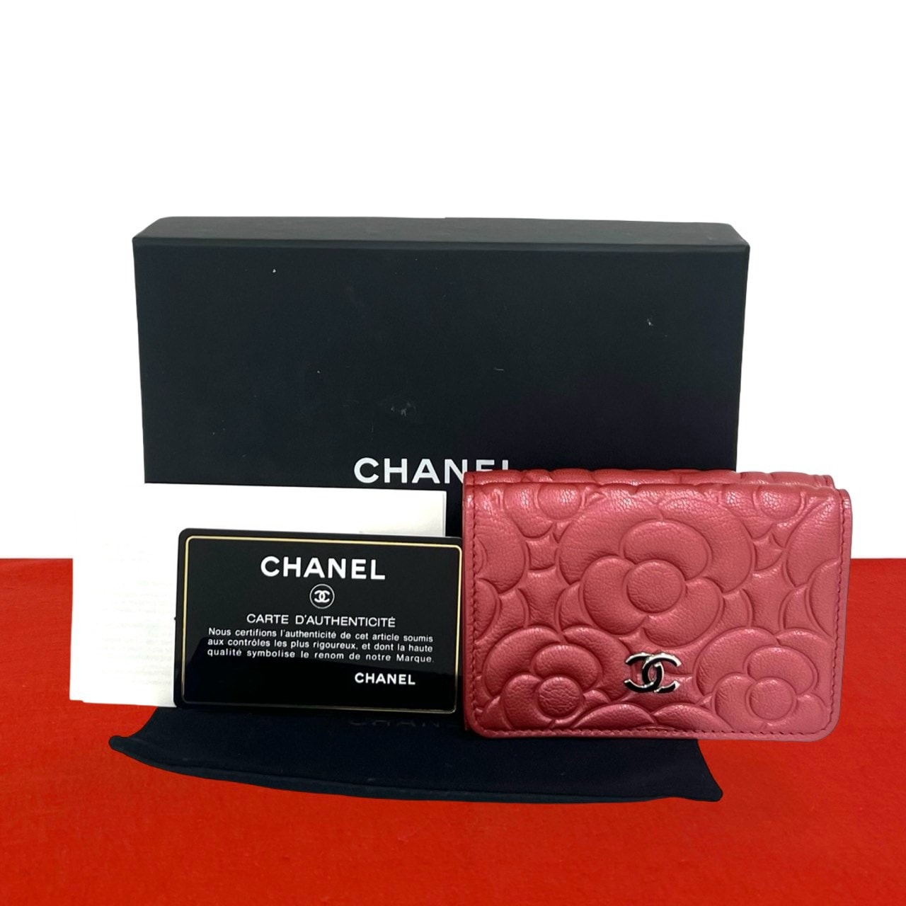 CHANEL シャネル ココマーク カメリア レザー 三つ折り財布 レッド
68492