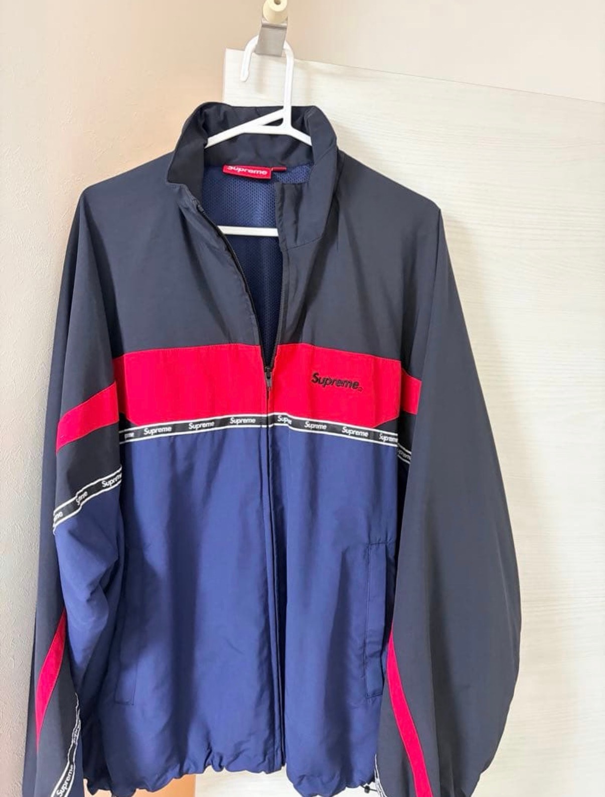 Supreme Logo Taping Track Jacket "Navy"