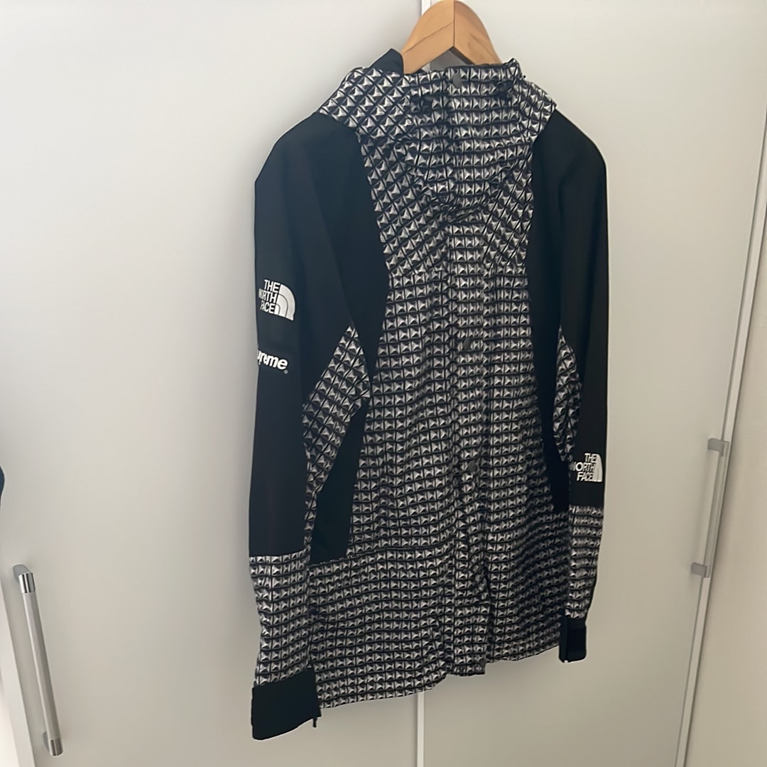 Supreme x The North Face Studded Mountain Light Jacket "Black"